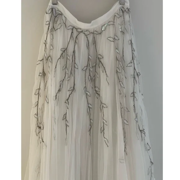 Chasing Unicorns Moonlight Mile White Tulle Skirt Medium - Picture 8 of 10